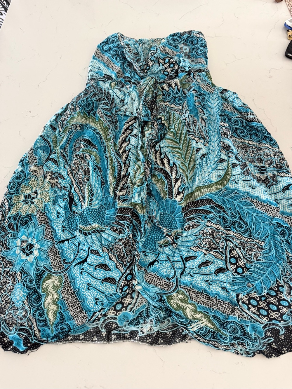 Women’s Blue Tropical Print Strapless Swim Cover-Up